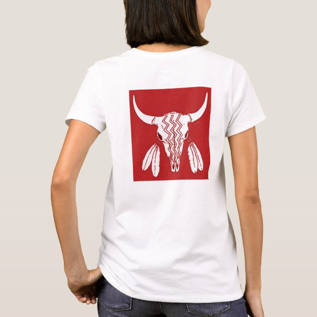Red Ghost Dance Buffalo mulheres camiseta branca (Verso)