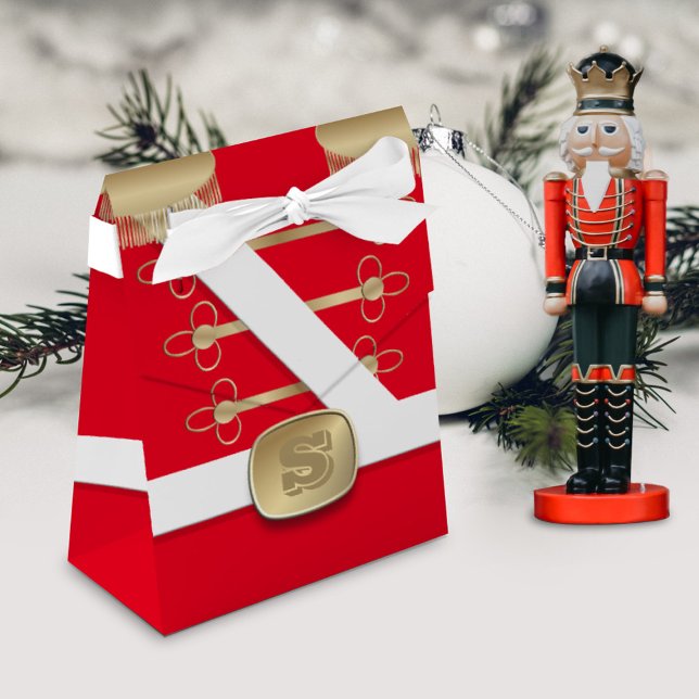 Red Nutcracker Toy Soldier Caixas de Favor de Nata (Fun and festive nutcracker toy soldier inspired little gift boxes with space for your initial/text)