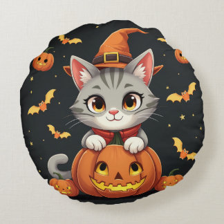 Redonda uma almofada de Halloween fofa.