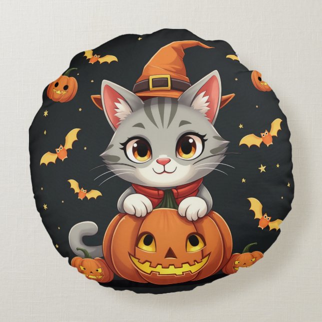 Redonda uma almofada de Halloween fofa. (Verso)