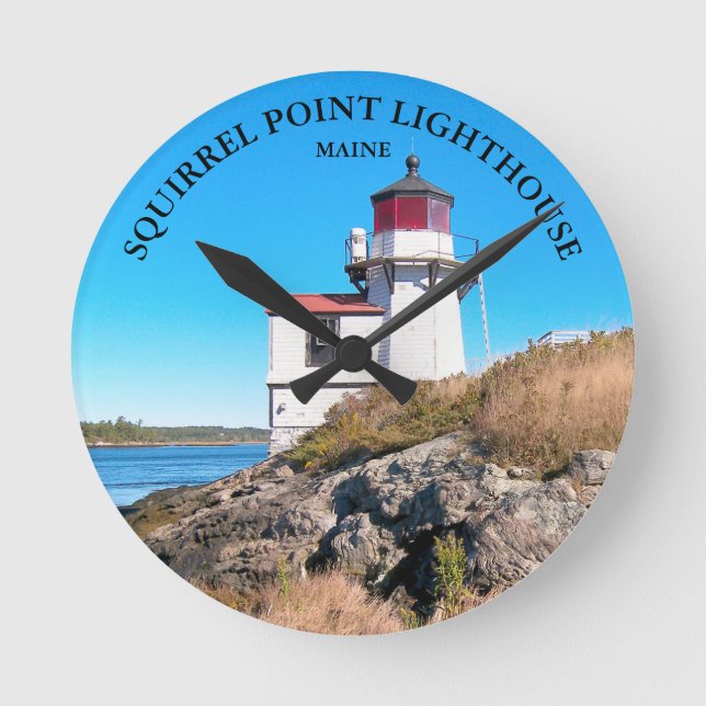 Redondo Farol de Ponto de Esquilo, Relógio de Muro de Main (Frente)