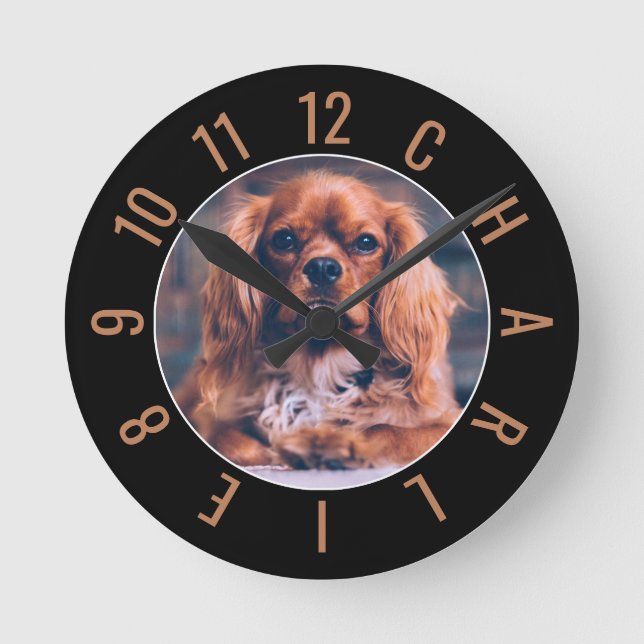 Redondo Relógio de Charlie - Puppy Name Round Clock (Frente)