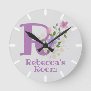 Redondo Relógio em um Design Floral com Nome e Inicial