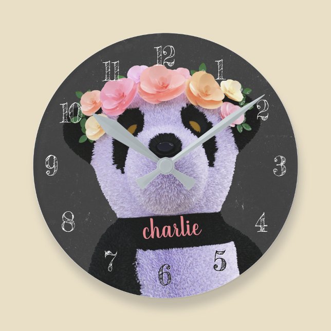 Redondo Relógio Rústico Urso Panda Fofo Preto e Branco (A cute panda bear with flowers in her hair. Just add your name)