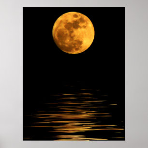 Reflexão de um impressão da Lua cheia