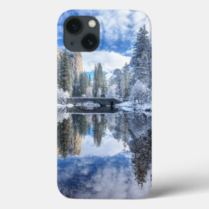 Reflexão do inverno em Yosemite