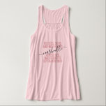 Regata Viagem de Meninas Destino Personalizado Amigas Ros<br><div class="desc">Camiseta Rosa Personalizada de Viagem de Fim de Semana das Meninas com texto e frase editáveis para sua data,  destino ou local,  nome e citação divertida como "amigas,  companheiras e bebidas" torna um presente divertido e útil para sua turma de viagem ou damas de honra.</div>