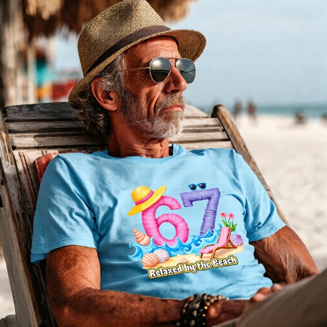 Relaxed by the Beach Retirement 67 T-Shirt (Criador carregado)