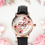 Relógio 50.o aniversário, branco, rosa, ouro floral geomét<br><div class="desc">Um relógio de moda para um presente de 50 anos. Com uma estrutura geométrica em forma de hexágono dourado falsa. Decorados com flores de dália aquosa, cor-de-rosa, creme e coral. Fundo branco. Modelos para um nome, 50 anos e uma data. Data de nascimento ou data da festa. Letras de cor...</div>