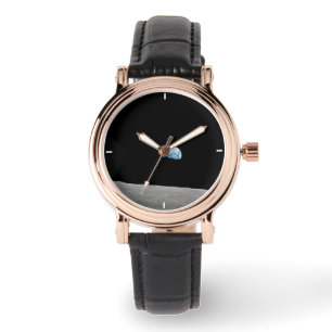 Relógio Ascensão Da Terra Acima Do Horizonte Lunar.