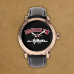 Relógio Brooklyn Ney York Est 1816<br><div class="desc">Diseño vintage en Honor al Hermoso condado de New York que es Brooklyn,  uno de los 5 barrios de la ciudad de Nueva York,  se encuentra en el extremo occidental de Long Island. El icónico Puente de Brooklyn,  construido en 1883.</div>