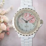 Relógio Camelia Personalizada de Blush Monograma Floral Fe<br><div class="desc">Um refinado relógio floral projetado para celebrar momentos significativos com elegância discreta. Este relógio feminino com cristais apresenta um mostrador de água-marinha com peônia em tons suaves de rosa,  delicadamente sobreposto para criar profundidade e serenidade,  e finalizado com um monograma personalizado para um toque exclusivo.</div>