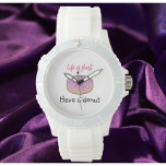 Relógio Cor-de-rosa e preto têm um quadrado Rosquinha<br><div class="desc">Cute Tem um design de doação com uma imagem de rosquinha de fosco.</div>