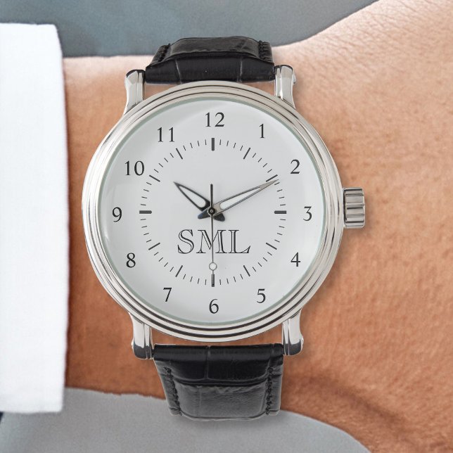 Relógio Crie seu Monograma Personalizado (Make a statement with this elegant watch that has your monogram in a classy font.)