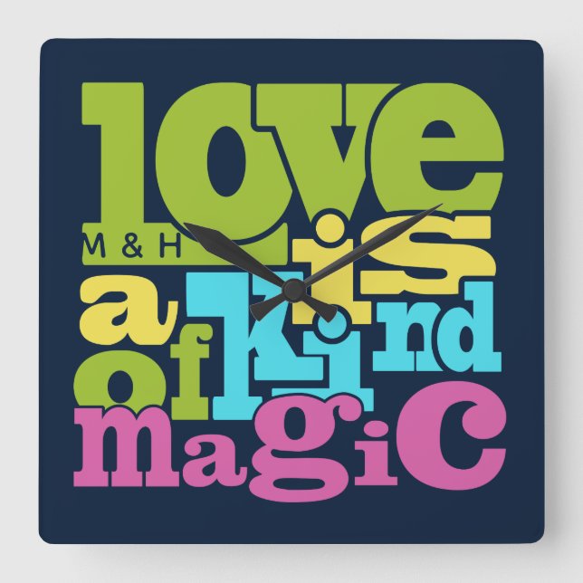 Relógio de monograma personalizado com amor mágico (Frente)