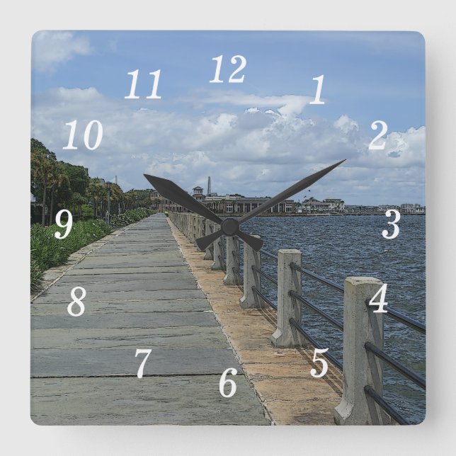 Relógio de Parede com Passeio à Beira-Mar (Frente)