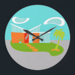 Relógio de Parede da Casa de Cartoon Moderno do me<br><div class="desc">Este Meio século moderno Cartoon House Round Acrylic Wall Clock vai querer que você coloque o tapete WELCOME e se faça em casa! A design de arte minimalista da década de 1960 apresenta uma elegante pedra laranja e uma casa de vidro aqua numa relva luxuosa, verde, em forma de bumerangue....</div>