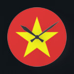 Relógio de Parede de Bandeira do Vietnã<br><div class="desc">Vietnam Flag. Design na parede. Vestuário,  acessórios,  produtos para escritório,  produtos para casa e muito mais...  Não se esqueça da coleção inteira.</div>