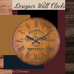 Relógio de Parede de Barrel de Vinho Contemporâneo<br><div class="desc">Vinho Barrel Faux Wood wall clock. O francês inspirou um relógio de parede com a aparência de um barril de vinho rústico.</div>