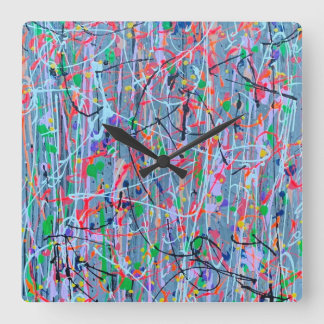 Relógio de Parede de Irmã Restrita