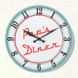 Relógio de Parede Retro do Dinheiro pop<br><div class="desc">Pop Jantar em letras néon vermelhas num relógio da cozinha decor de cozinhar divertido. Números pretos em um fundo leve dá a esta design um retrô,  o restaurante de 1950.</div>