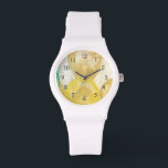 Relógio De Pulso Pintura de Abstrato moderna em Newsprint<br><div class="desc">O Romance está a bater a cabeça nesta pintura de Jennifer Goldberger. Os círculos e as formas de futebol estão em camadas sobre um fundo de jornal,  ocultando a maior parte das palavras. Alguns chegam,  especialmente o romance. Uma seleção de vanguarda que faria um excelente adicional na sua parede!</div>