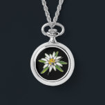 Relógio Edelweiss Necklace Watch<br><div class="desc">Em alemão, "edel" significa nobre e "weiss" significa branco. Edelweiss simboliza devoção, nobre pureza, coragem, ousadia, liberdade e a habilidade de superar a adversidade. Edelweiss cresce em algumas das condições alpinas mais difíceis do mundo. Fiquem inspirados por esta pequena planta sabendo que lhe deram presentes e talentos especiais, e que...</div>