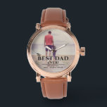 Relógio Foto da Família do Dia do Pai do Melhor Pai<br><div class="desc">O melhor Pai de Tipografia do Dia da Família Foto do Observatório. O design tem uma foto de cheio. A tipografia moderna em preto sobrepõe a foto. Personalize com seus nomes e adicione sua foto. presente de excelente para um pai ou avô para o Dia do Pai, o aniversário ou...</div>
