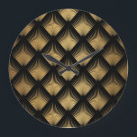Relógio Grande Art Deco, padrão de ouro negro.<br><div class="desc">Art Deco Pattern. Fundo preto e ouro sem costura. Escala ou conchas entrelaçadas. Design geométrica minimalista. Linhas de safra. Motivos dos anos 1920-30. Ilustração de vintagem de luxo Abraça a Arte com elegância de preto e ouro. Entre nos anos 20 ruidosos com um padrão de deco de arte em preto...</div>