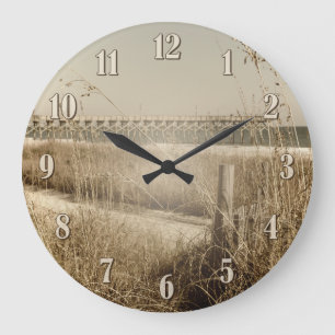 Relógio Grande Aveia do mar nas dunas em Myrtle Beach