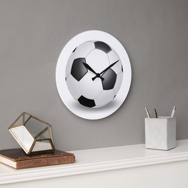 Relógio Grande Bola de Futebol sobre Branco (Escritório)