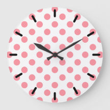 Bolinhas brancas e de coral