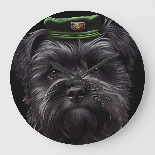 Relógio Grande Cachorro Affenpinscher vestido para o Dia de São P (Frente)