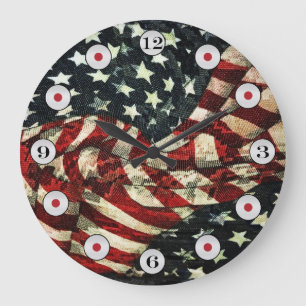 Relógio Grande Camuflagem da Bandeira Americana por Shirley Taylo