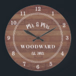 Relógio Grande Casamento Rústico Sr E Sra Monogramado Recém-casad<br><div class="desc">Um relógio de parede de casamento rústico moderno com madeira de celeiro,  monograma e data de estabelecimento em shiplap.</div>