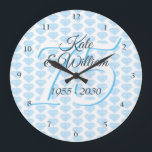 Relógio Grande Celebração de Diamante do 75º Aniversário de Casam<br><div class="desc">Personalizado lindamente com seus nomes e datas sobre um delicado "75" (ou inicial de monograma) em um fundo de diamante delicado. Use para celebrações de aniversário ou mais. Criado por Pure Piglet© em www.zazzle.com/purepiglet*</div>