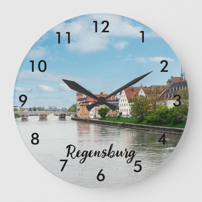 Relógio Grande Cidade histórica de Regensburg, Alemanha (Frente)