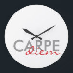 Relógio Grande Cinza e vermelhos - Cotações latinas personalizada<br><div class="desc">Cinza e latina de texto personalizada vermelha dizendo relógios de parede Carpe Diem. Texto escrito com design de relógio da parede, de red_dress, com as cinzas e palavras latinas vermelhas "Carpe diem" sobre um fundo branco. Personalize facilmente os relógios de parede Carpe Diem com suas cores e fontes favoritas. Clique...</div>
