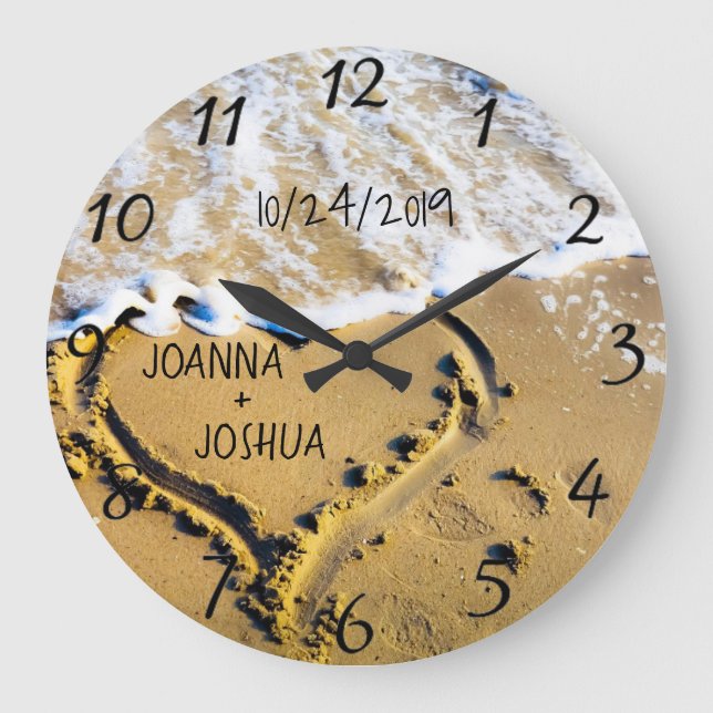 Relógio Grande Coração na praia de areia — Vista do Oceano Tropic (Frente)