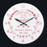 Relógio Grande Corações de 25 Casamento de Aniversário<br><div class="desc">Celebre um aniversário de casamento de um marco com este lindo e elegante relógio de parede com um design com corações vermelhos e cor-de-rosa.</div>