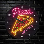 Relógio Grande Custom Italian Pizzeria Pizza Kitchen / Restaurant<br><div class="desc">Bring the warm,  inviting atmosphere of an authentic Italian kitchen into your space with this Italian Pizzeria Pizza Kitchen or Restaurant Round Large Clock. Inspired by classic Italian pizzerias,  this stylish wall clock adds a delicious touch of culinary charm to any kitchen,  dining area,  café,  or restaurant.</div>