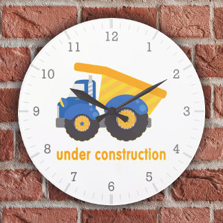 Relógio Grande Dumptruck sob a construção