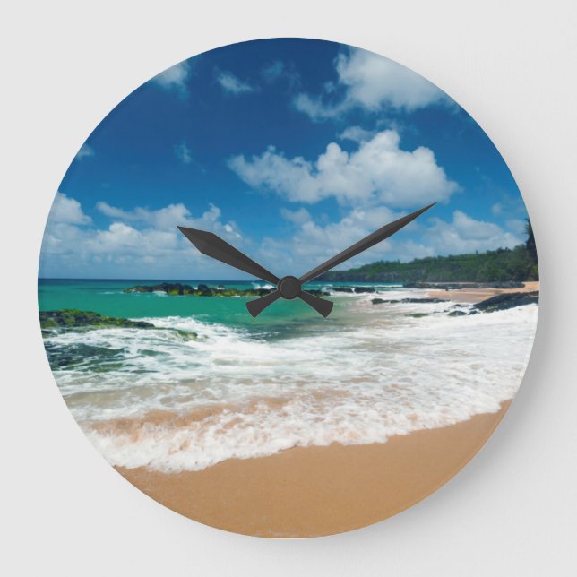 Relógio Grande EUA, Kauai, Havaí. Uma Mulher Enrola As Rochas (Frente)