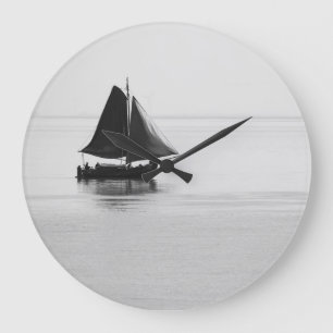 Relógio Grande Foto pacífica em preto e branco do barco à vela