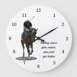 Relógio Grande Galopagem Através De Cavalo E De Muro De Cavalo