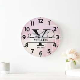 Relógio Grande Lavanda pálida - Monograma em Y