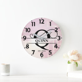 Relógio Grande Lavanda pálida - Monograma Q com Distúrbios