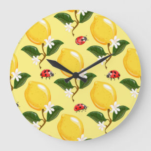 Relógio Grande Lemon Ladybug: Padrão Amarelo Tropical.