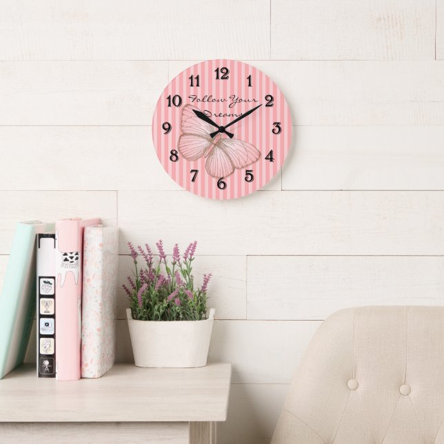 Relógio Grande Listras Rosa com Borboleta (Sala de leitura)
