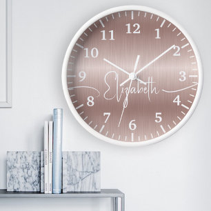 Relógio Grande Metal Rosé Elegante Feminino com Letra Relevo